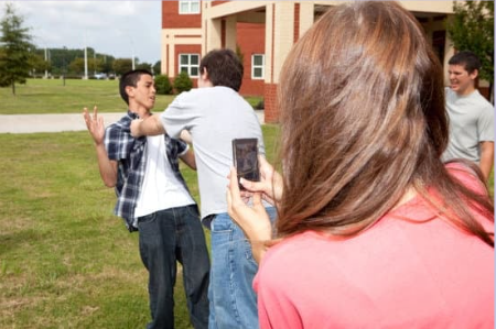 Sensibilisation au harcèlement et cyberharcèlement